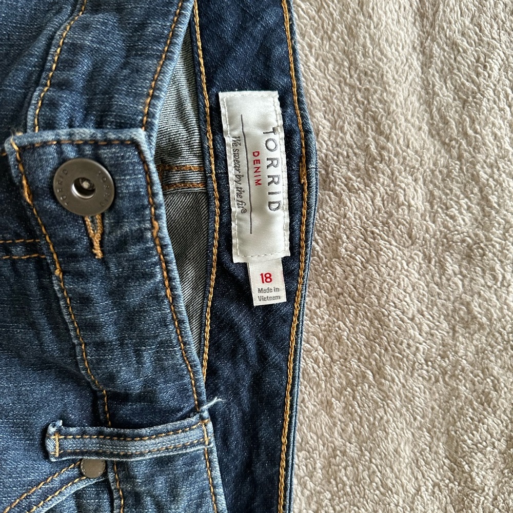 Torrid shorts - Picture 2 of 6